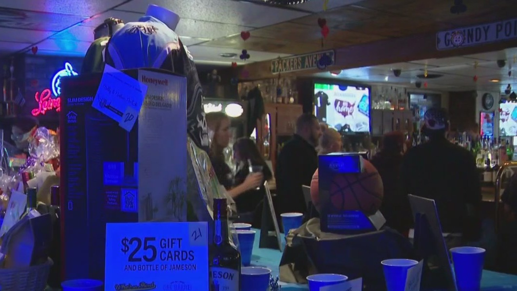 Milwaukee Officer Jerving fundraiser; bar hosts casino night